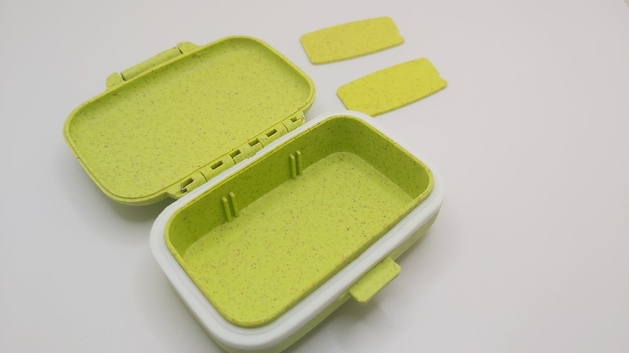 Earplug, Hearing Aid and Earbud Case