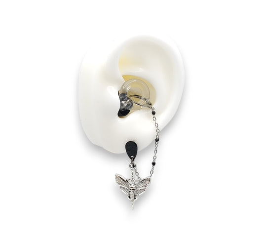 Totenkopf-Motten-Ohrstecker